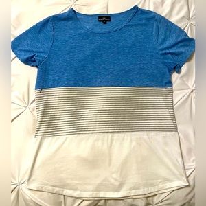 Nursing Queen zipper top. Great for nursing or pumping. Double zipper.